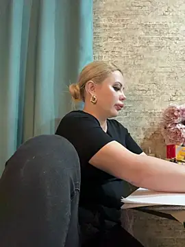 MonnyStef online show from 15, 2, 2026