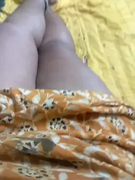 Snapshot of Rathi_telugu_couple chatting on 23, 4, 2026 Rathi telugu couple online show from 23, 4, 2026