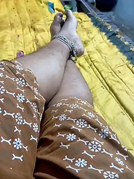Snapshot of Rathi_telugu_couple chatting on 7, 5, 2026 Rathi telugu couple online show from 7, 5, 2026
