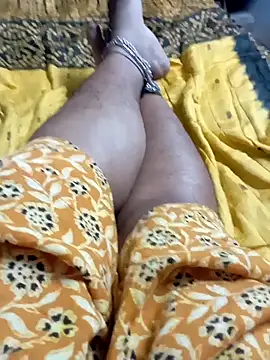 Snapshot of Rathi_telugu_couple chatting on 12, 5, 2026 Rathi telugu couple online show from 12, 5, 2026