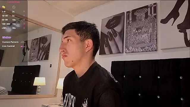 Un Sluttyy online show from 10, 3, 2026