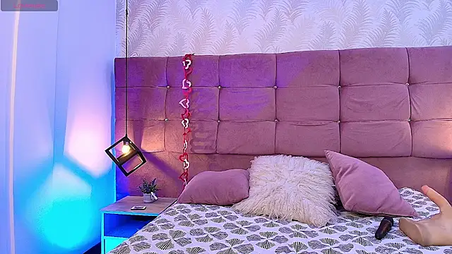 MeganDiamont FG online show from 11, 11, 2025