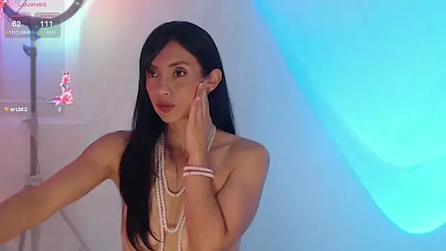 Belladonna lips online show from 14, 2, 2026