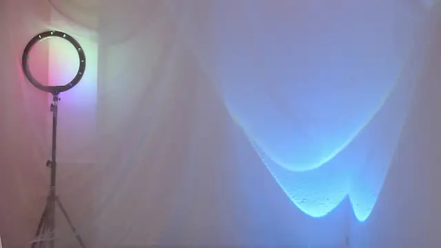 Belladonna lips online show from 15, 1, 2026