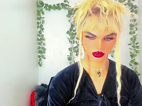 Snapshot of Sofia-hot_ chatting on 9, 11, 2025 Sofia-hot online show from 9, 11, 2025