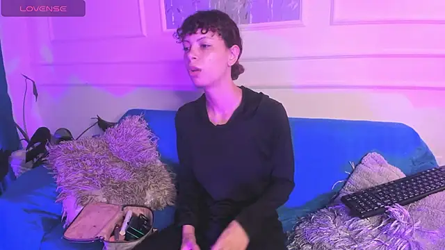 AliceMadnes online show from 17, 2, 2026