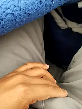 Snapshot of Zarcillo56 chatting on 6, 11, 2025 Zarcillo56 online show from 6, 11, 2025