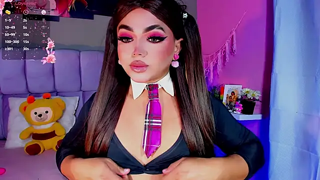 Lovely-Hinata online show from 10, 7, 2026