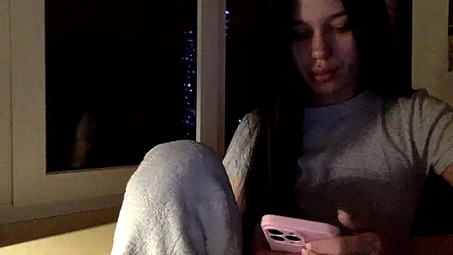 Snapshot of StarSecret chatting on 7, 11, 2025 StarSecret online show from 7, 11, 2025