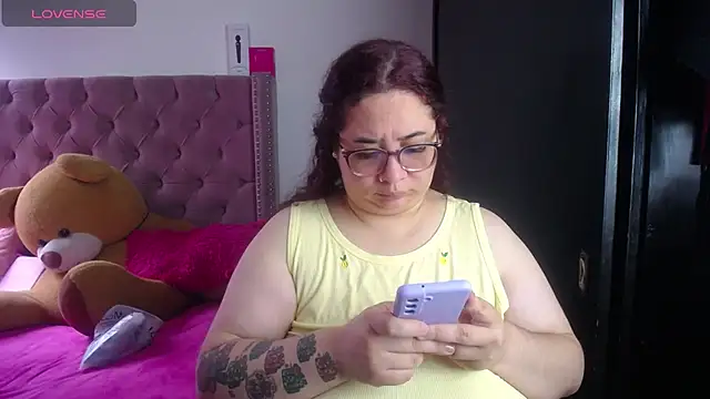 kattybbwbigboobs  online show from 18, 6, 2026