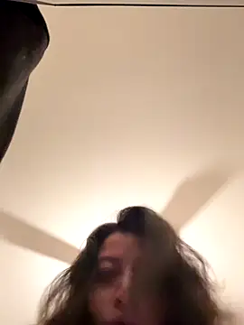 Snapshot of SaintNina chatting on 27, 11, 2025 SaintNina online show from 27, 11, 2025