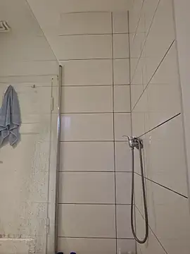 TirelessLot3 online show from 15, 4, 2026