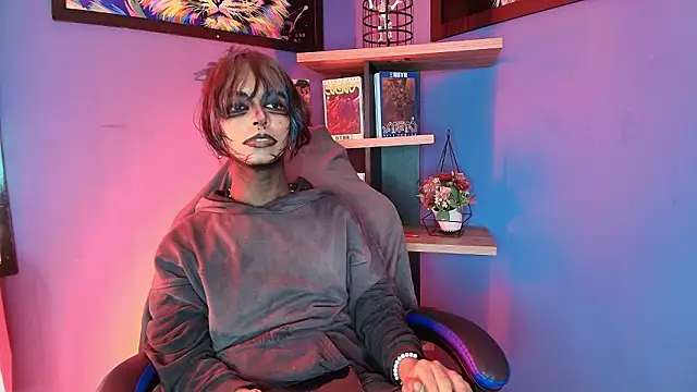 luxiel  online show from 26, 2, 2026