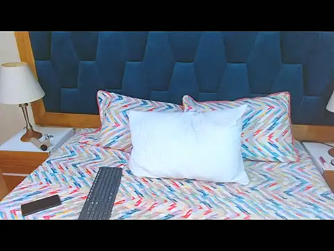 morrigan luxus2 online show from 27, 11, 2025