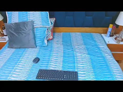 morrigan luxus2 online show from 18, 12, 2025