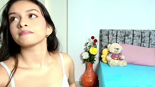  emiily pink online show from 10, 11, 2025