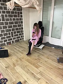 samia42 online show from 14, 4, 2026