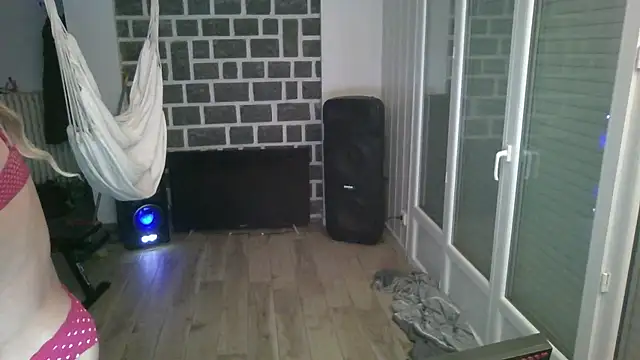 samia42 online show from 18, 12, 2025