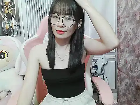 Snapshot of Ella039 chatting on 17, 12, 2025 Ella039 online show from 17, 12, 2025