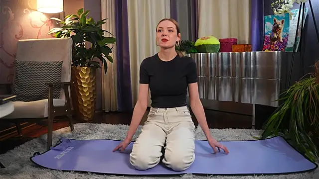 Snapshot of MyrtaAmsili chatting on 12, 11, 2025 MyrtaAmsili online show from 12, 11, 2025