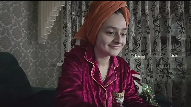 SweetLiaison online show from 18, 12, 2025