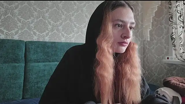 SweetLiaison online show from 16, 4, 2026