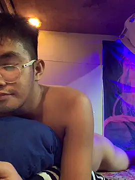 Snapshot of denzkylexx chatting on 7, 1, 2026 denzkylexx online show from 7, 1, 2026