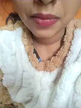 Sexy Divya   online show from 19, 12, 2025