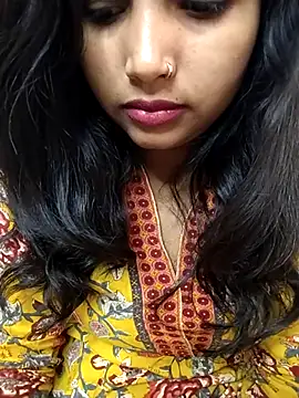 Sexy Divya   online show from 3, 12, 2025