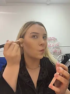 KilianaNoir online show from 10, 2, 2026