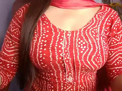 Snapshot of LOVELY_KUDII chatting on 8, 11, 2025 LOVELY KUDII online show from 8, 11, 2025