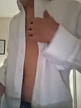 CuteDaddy92 online show from 4, 3, 2026