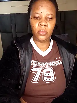 Snapshot of Emmylove-xr25 chatting on 30, 4, 2026 Emmylove-xr25 online show from 30, 4, 2026