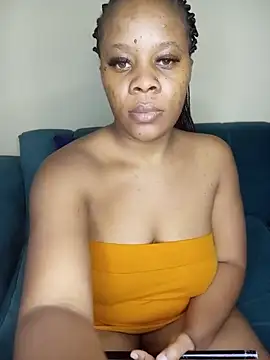 Snapshot of Emmylove-xr25 chatting on 1, 6, 2026 Emmylove-xr25 online show from 1, 6, 2026