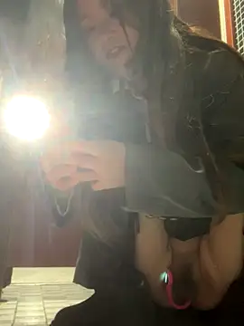 luna-sisi online show from 19, 11, 2025