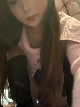 luna-sisi online show from 5, 12, 2025