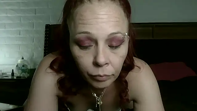 Snapshot of nikkibae33 chatting on 4, 5, 2026 nikkibae33 online show from 4, 5, 2026