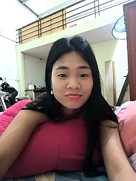 Lynly k2 online show from 18, 4, 2026