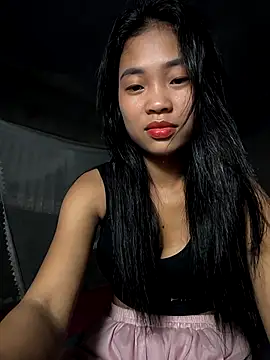 Snapshot of Lynly_k2 chatting on 10, 11, 2025 Lynly k2 online show from 10, 11, 2025