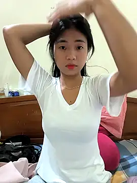 Lynly k2 online show from 5, 3, 2026