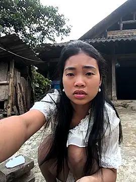 Lynly k2 online show from 23, 12, 2025