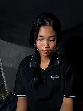 Lynly k2 online show from 4, 12, 2025