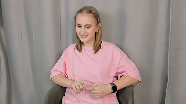 Snapshot of MicahZeigler chatting on 8, 11, 2025 MicahZeigler online show from 8, 11, 2025