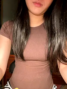 Lynn-122 online show from 19, 11, 2025