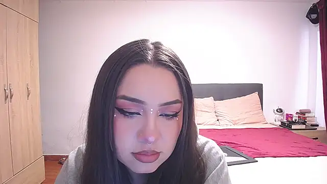  Pariiss online show from 14, 3, 2026