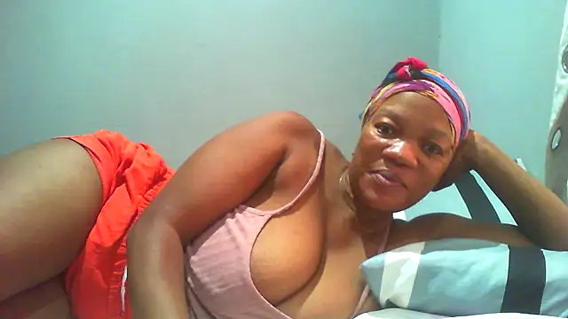 DustyLucy02 online show from 26, 4, 2026
