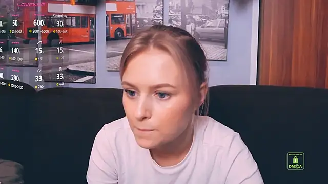 LunaAstra online show from 9, 11, 2025