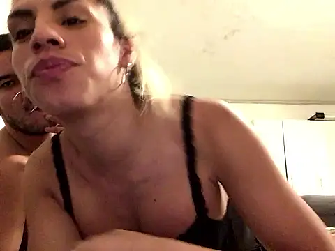 Snapshot of ESTRELLABERECHUCKY chatting on 6, 1, 2026 ESTRELLABERECHUCKY online show from 6, 1, 2026
