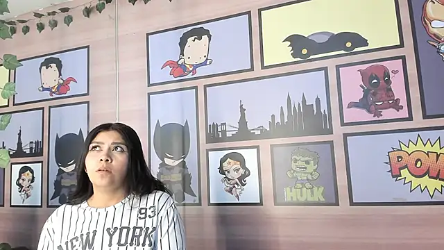 SweetLyah online show from 11, 11, 2025