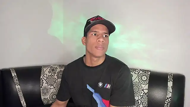 JUANBIGCOCK21CM online show from 18, 4, 2026